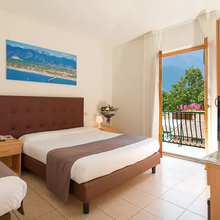 La Pace Otel Forte dei Marmi