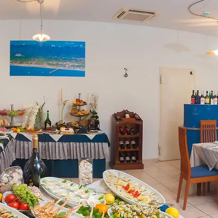 Hotel La Pace 3*