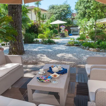 La Pace Forte dei Marmi