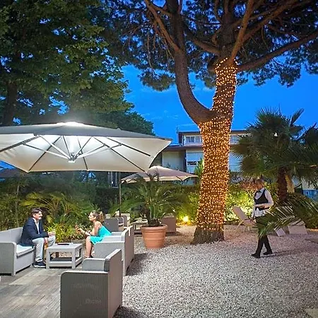 Hotel La Pace 3*