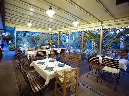 La Pace 3* פורטה דיי מארמי