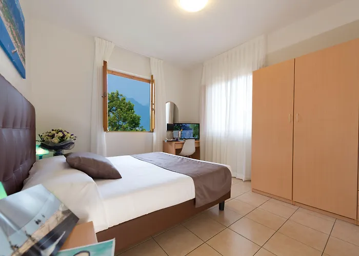 La Pace Forte dei Marmi